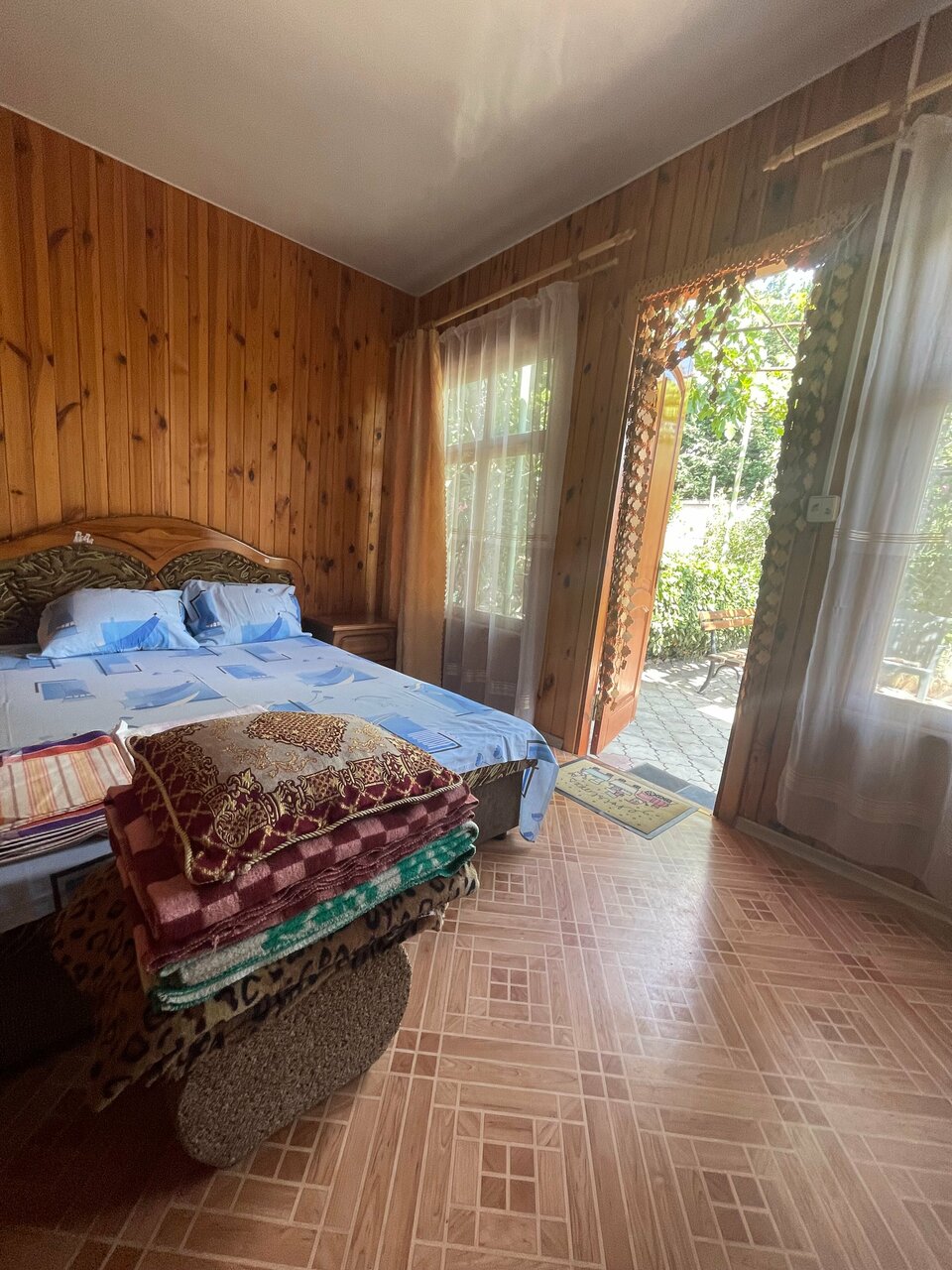 Гостиница Blooming Garden Алушта