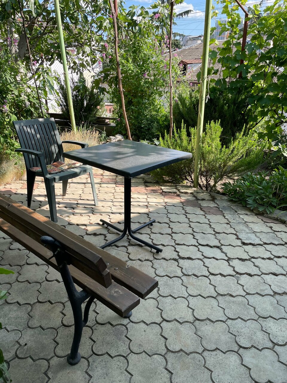 Гостиница Blooming Garden Алушта